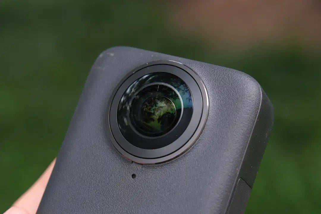：大疆 DJI OSMO360 深度评测九游会j9入口登录新版上天入地从内而外(图3)